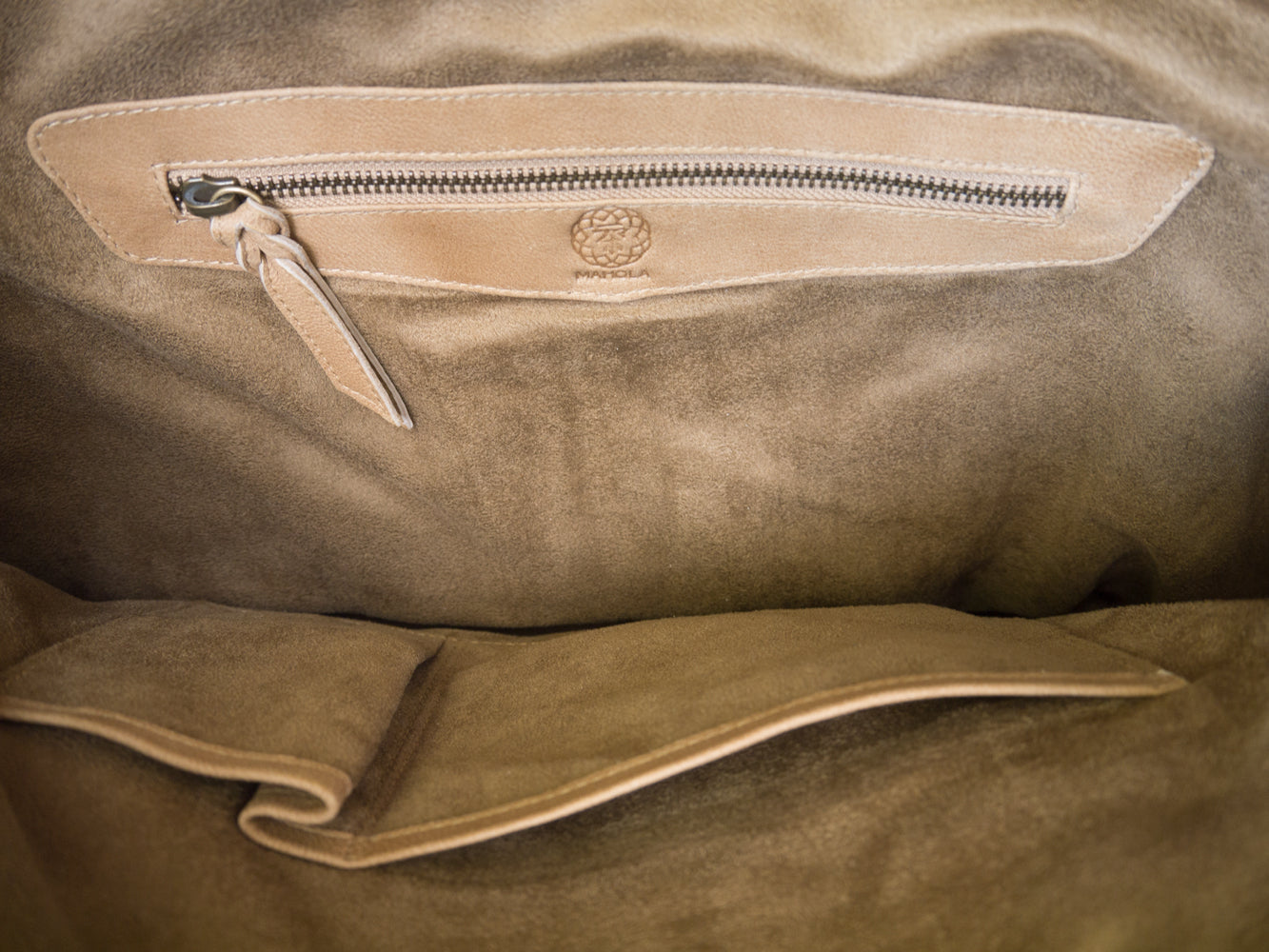 Shoulder Bag | White x Beige