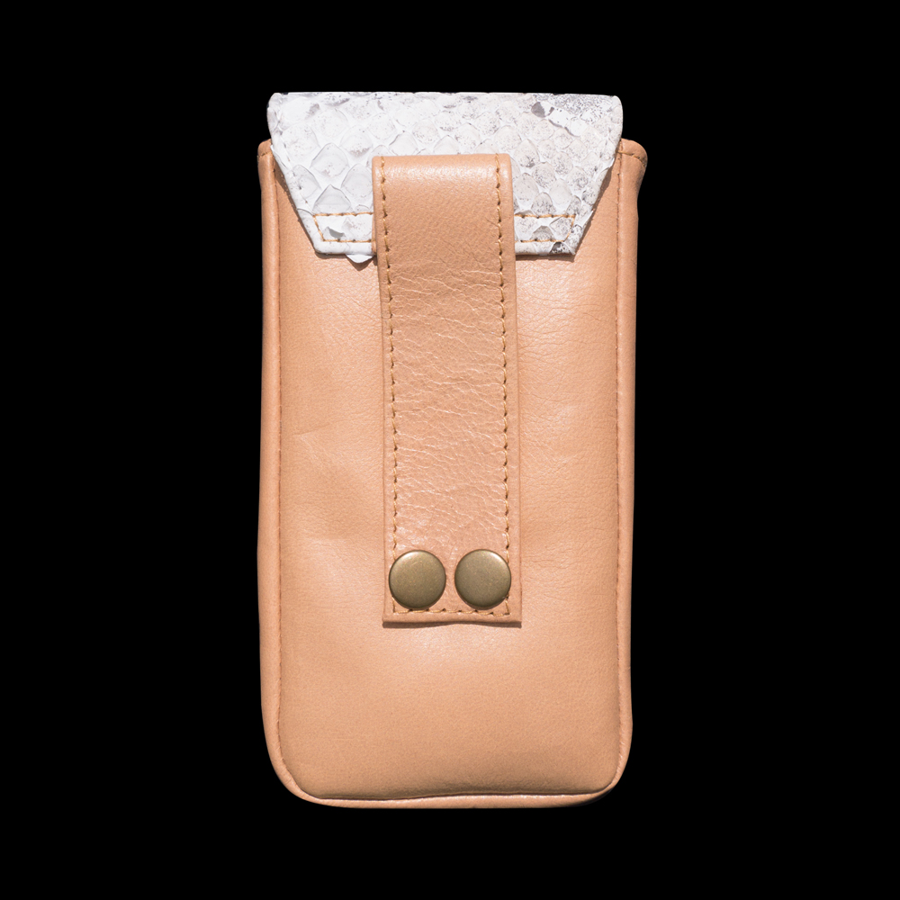 beltbag2_camel-1_1000px